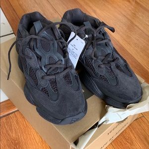 YEEZY 500 (dead stock)